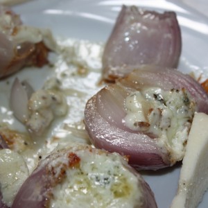 Onions stuffed with cheese by Dimitris 